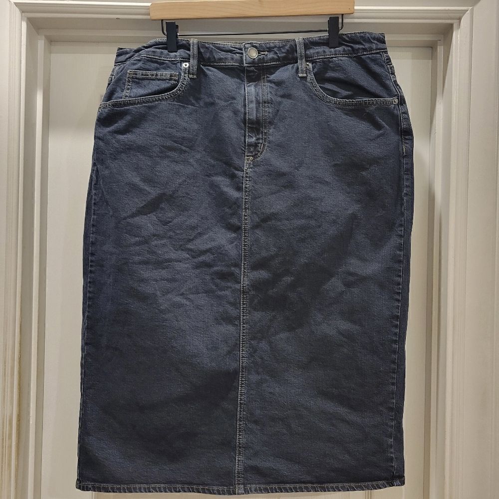 Universal Thread High Rise denim midi skirt, size 17